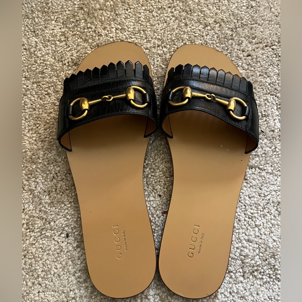 Gucci fringe horsebit leather slides